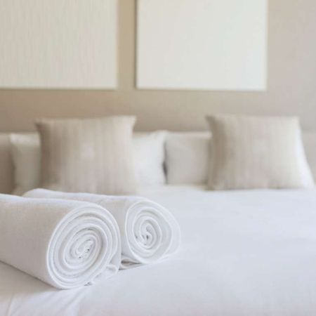 Golden Tulip Warri Airport Hotel Effurun Exterior photo